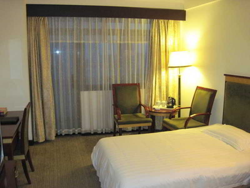 Vienna Hotel Guangzhou Tianlong Branch