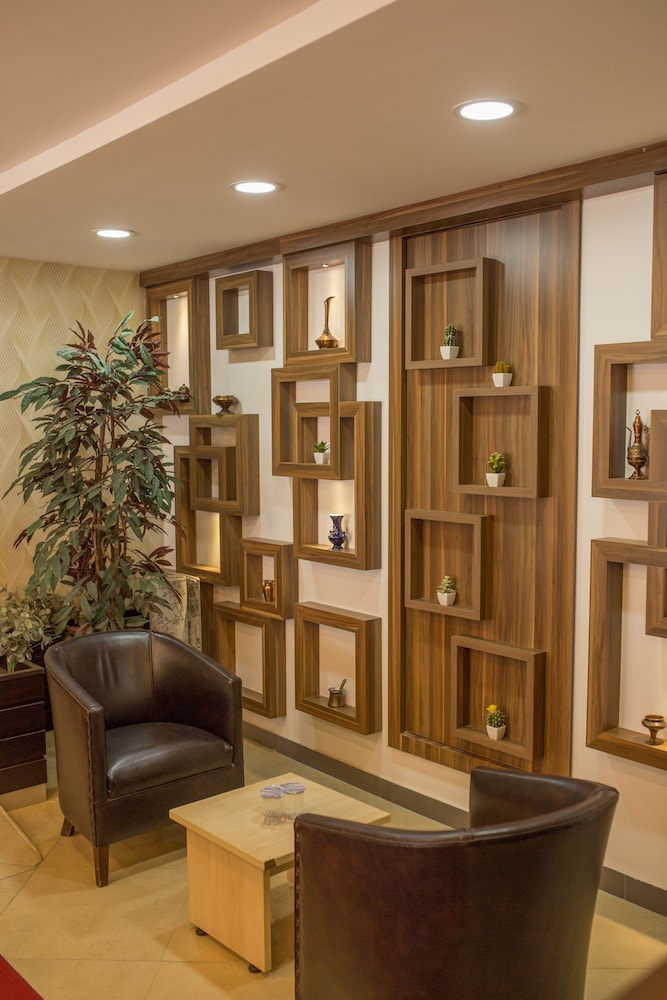 Grand Merin Hotel