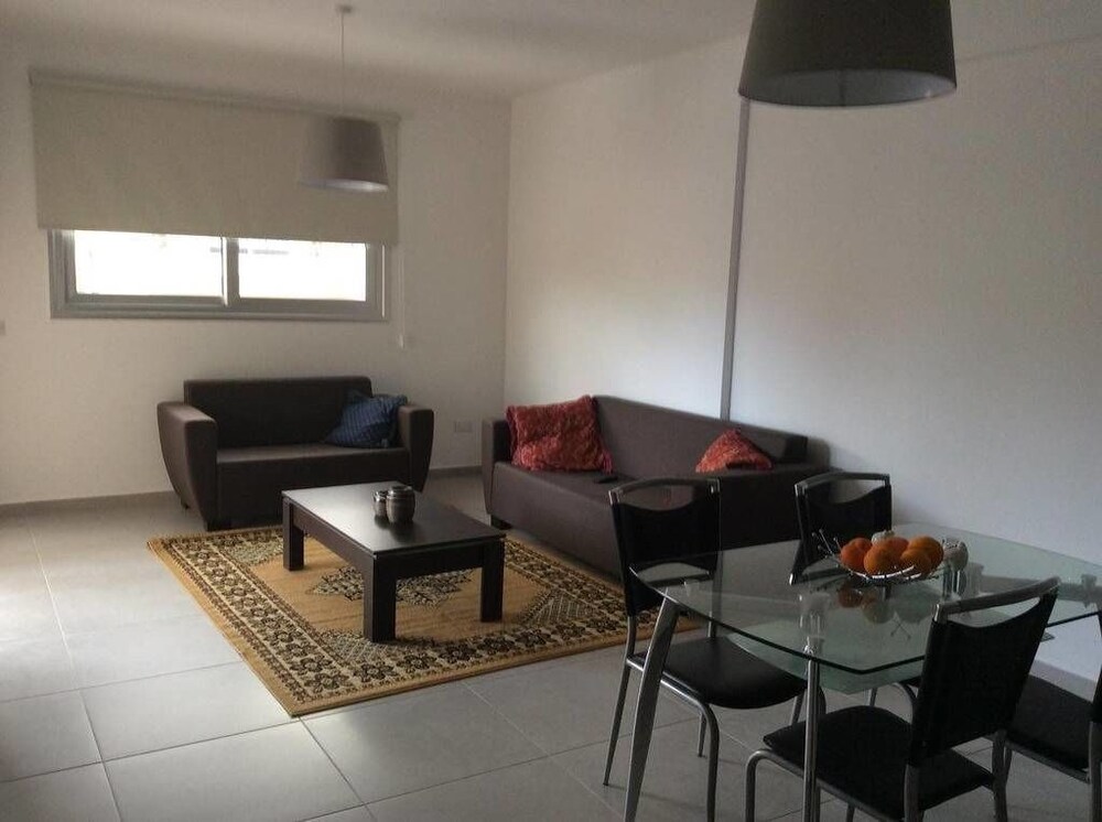 Niro Apartments