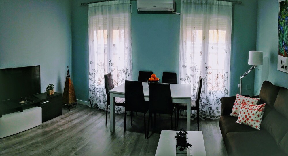 La Casa De La Alcazaba