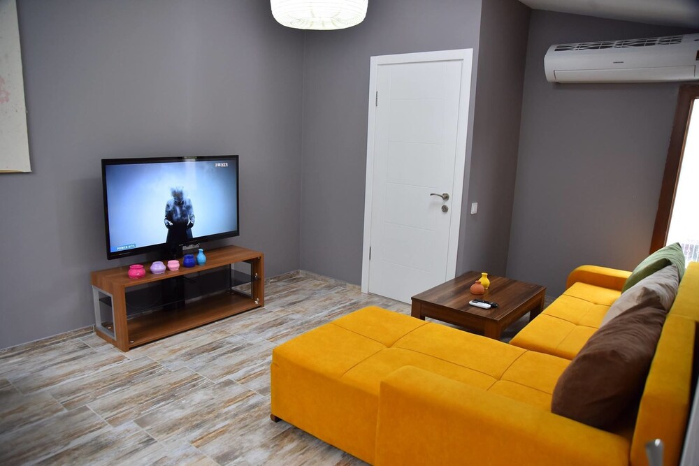 Vavilla Apartment