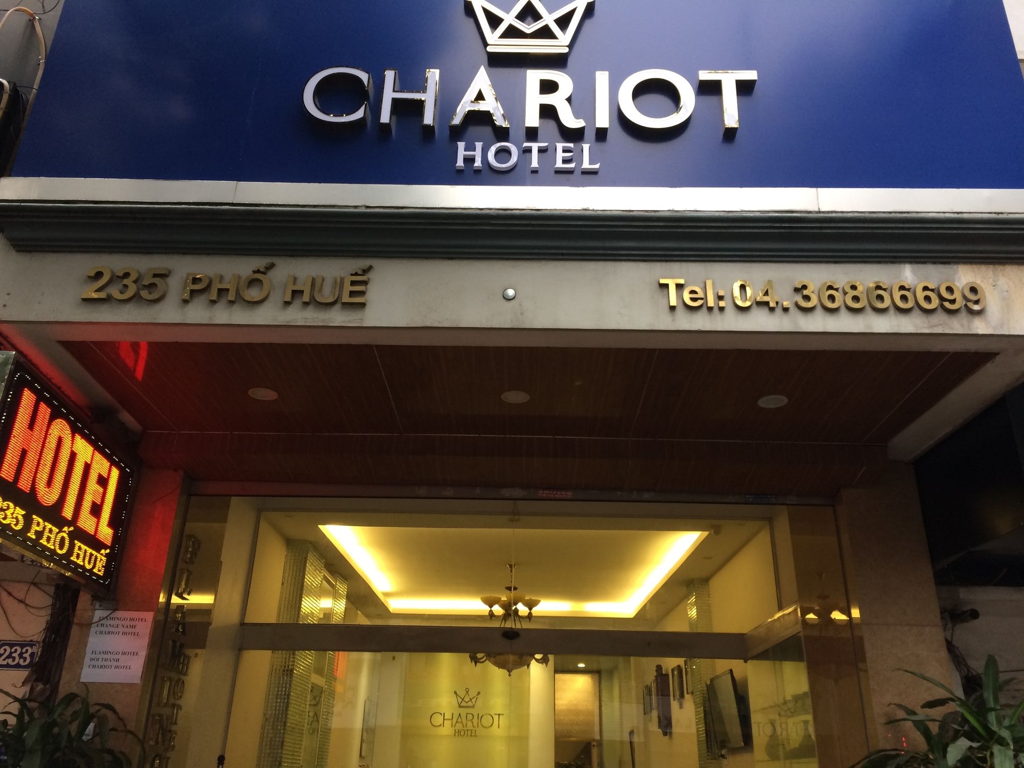 Capital O 518 Chariot Hotel