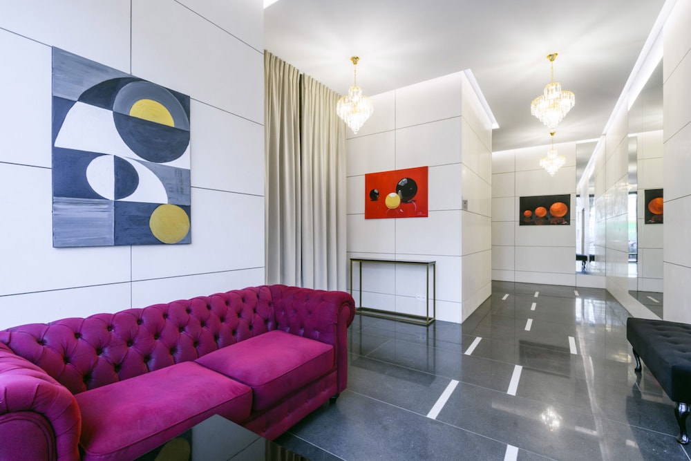 P&O Apartments Solec