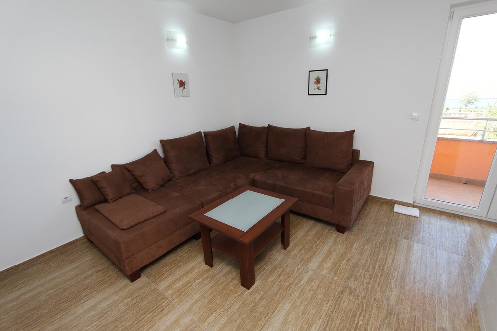 Apartments Hanna