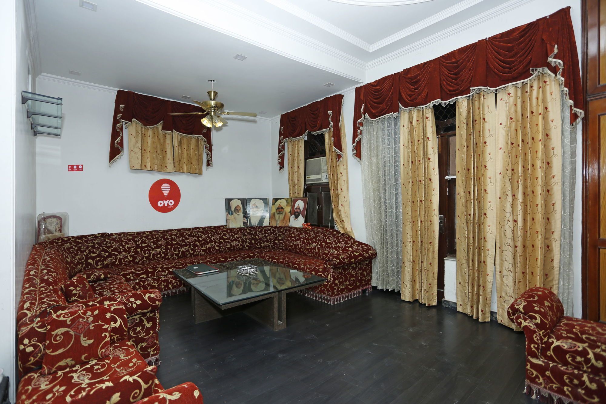 Le Tara Residency by OYO Rooms