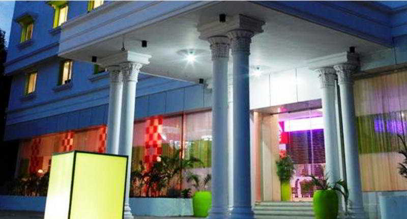 The Cent Hotel