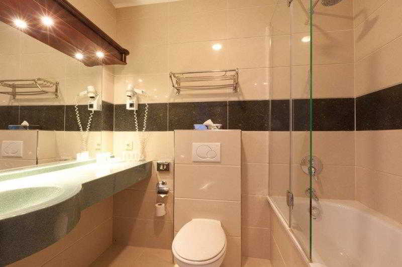 XO Hotels Blue Square