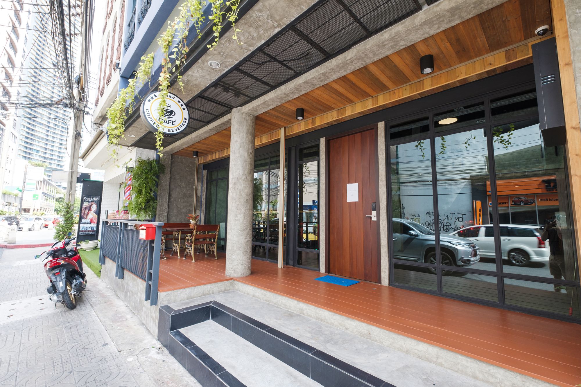 Zleepmotion Bangkok by ZEN Rooms