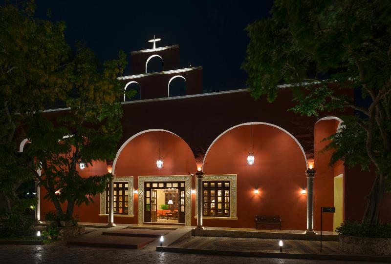 Hacienda Santa Cruz