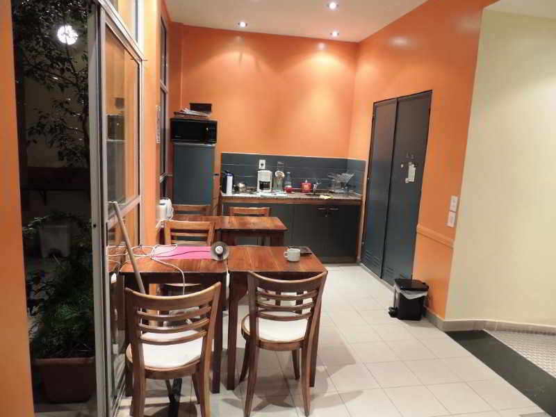 Pyxis Hostel