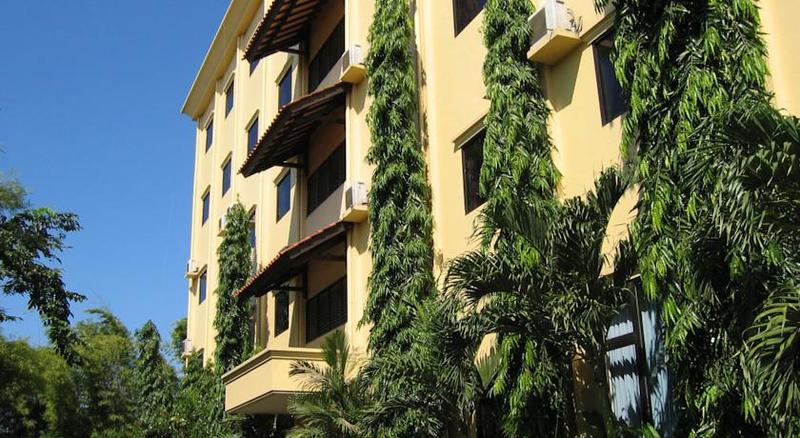 Narita Hotel Surabaya