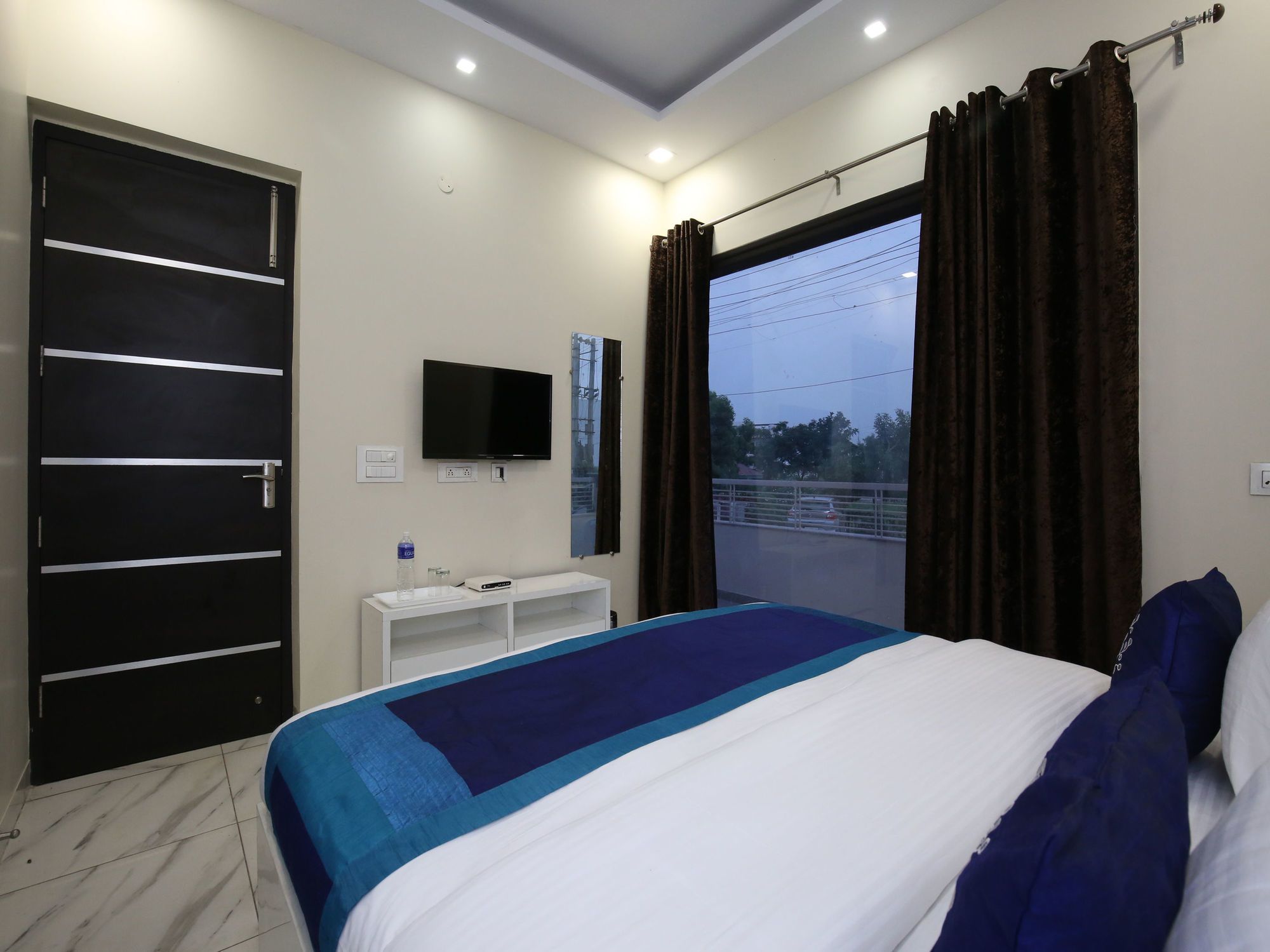 Shashank Villa By OYO Rooms
