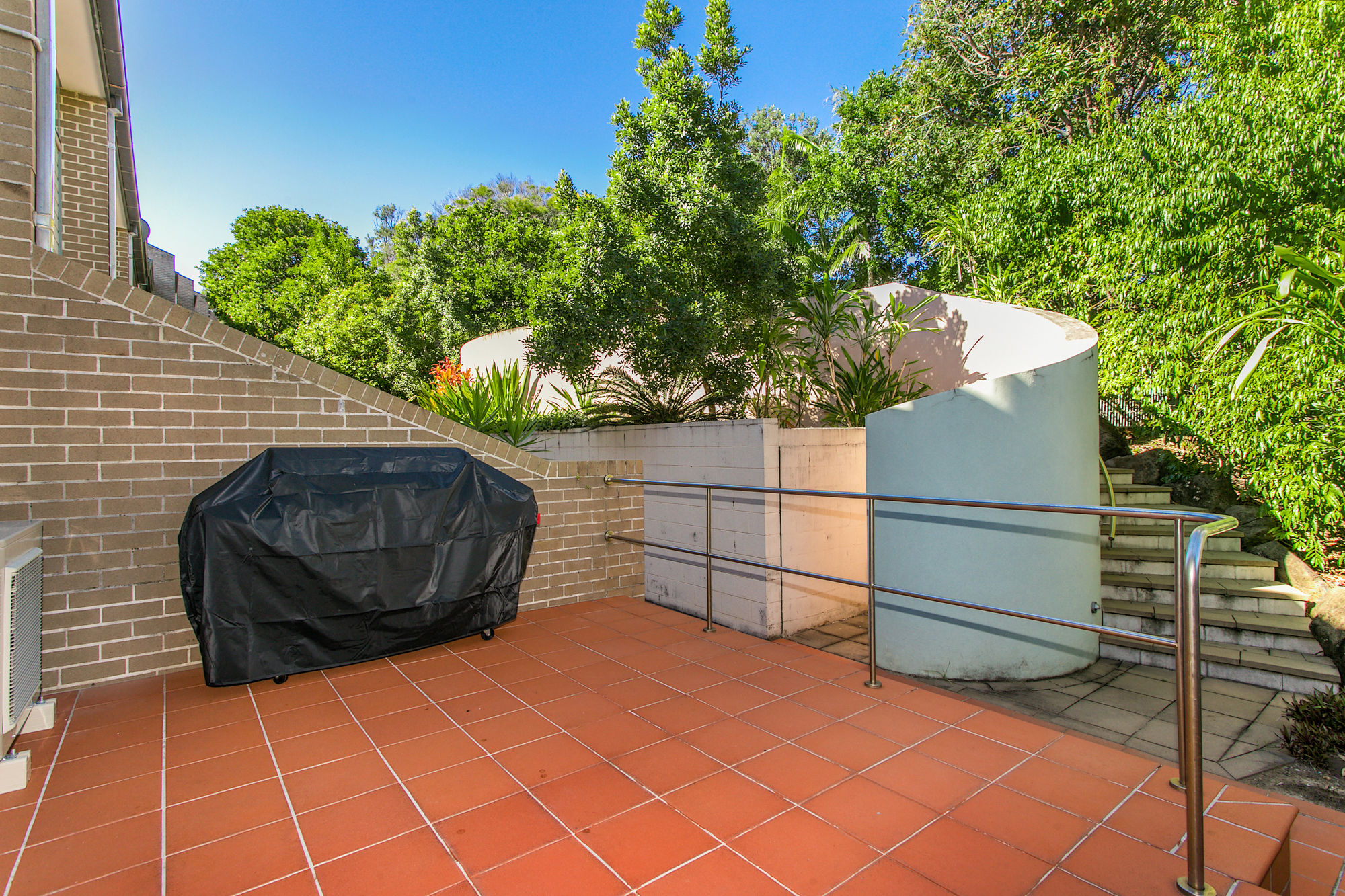 James Cook Apartments