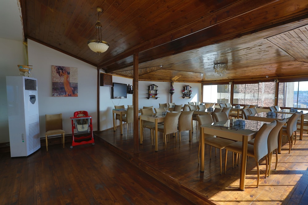 Hotel Ankatra