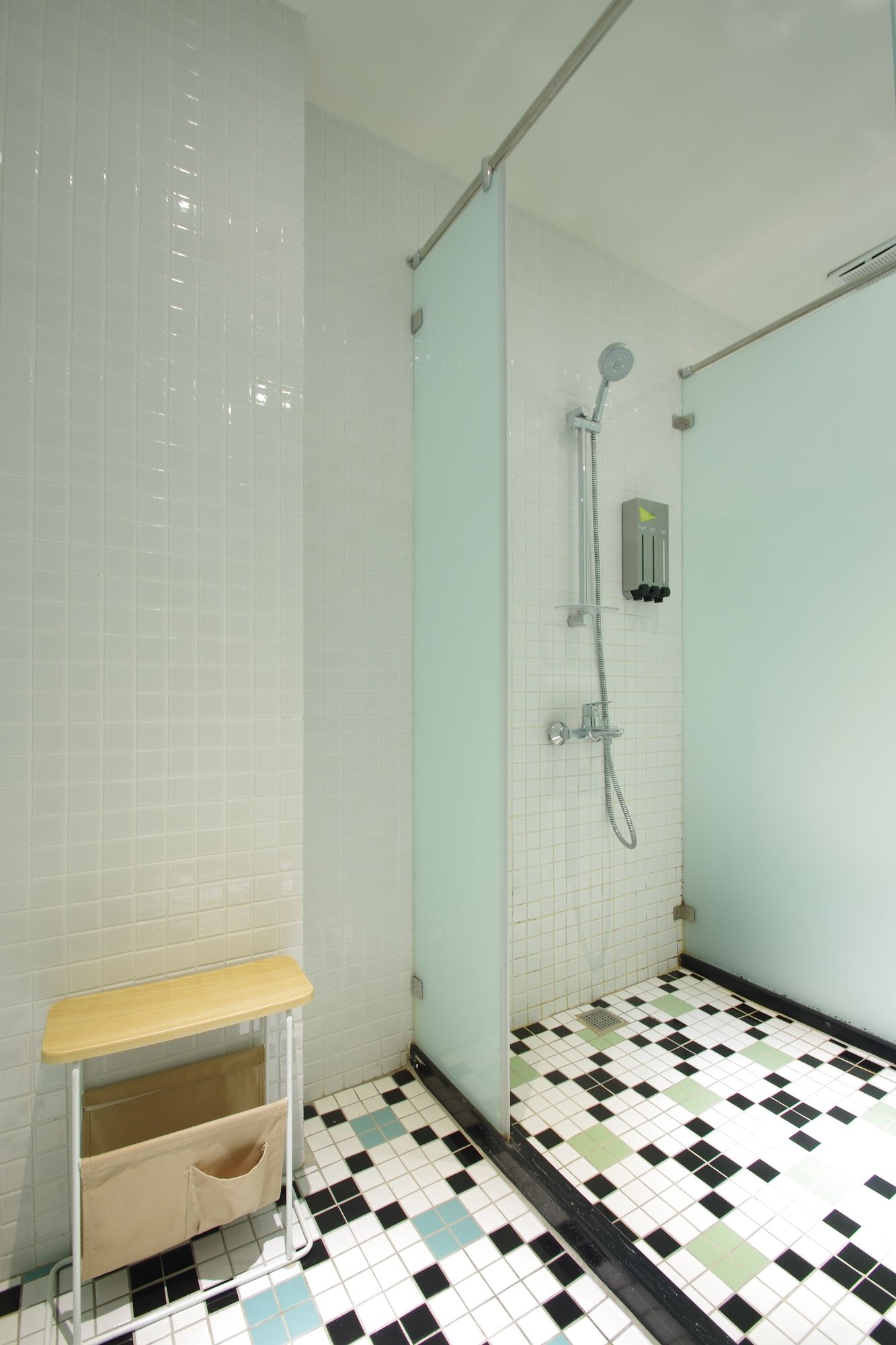 Light Hostel Hualien