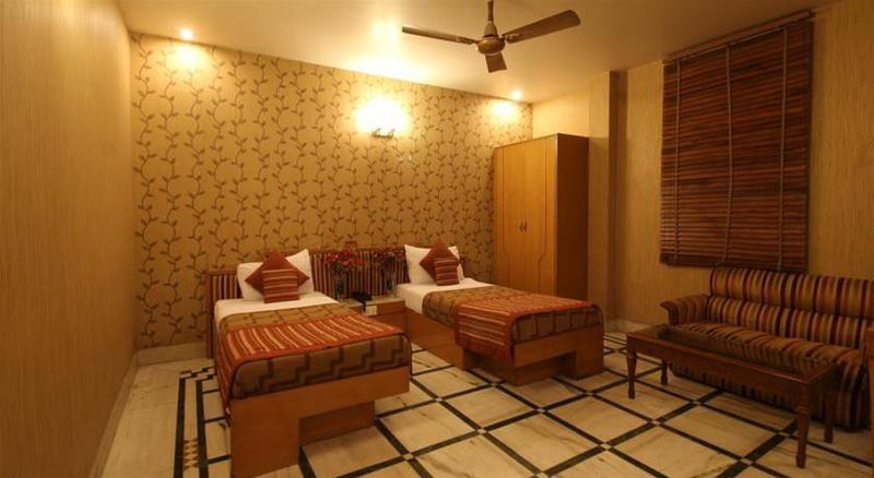 Hotel Singh International