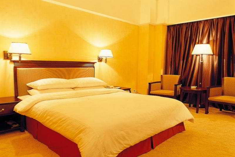 Lifu Hotel Guangzhou Tianhe Garden Huangpu Avenue Rundu
