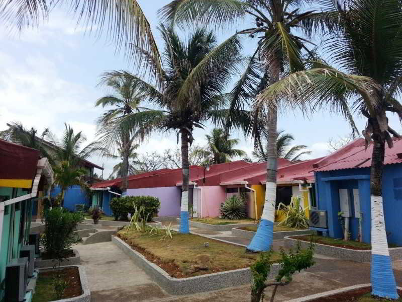 Hotel On Vacation Blue Reef All Inclusive