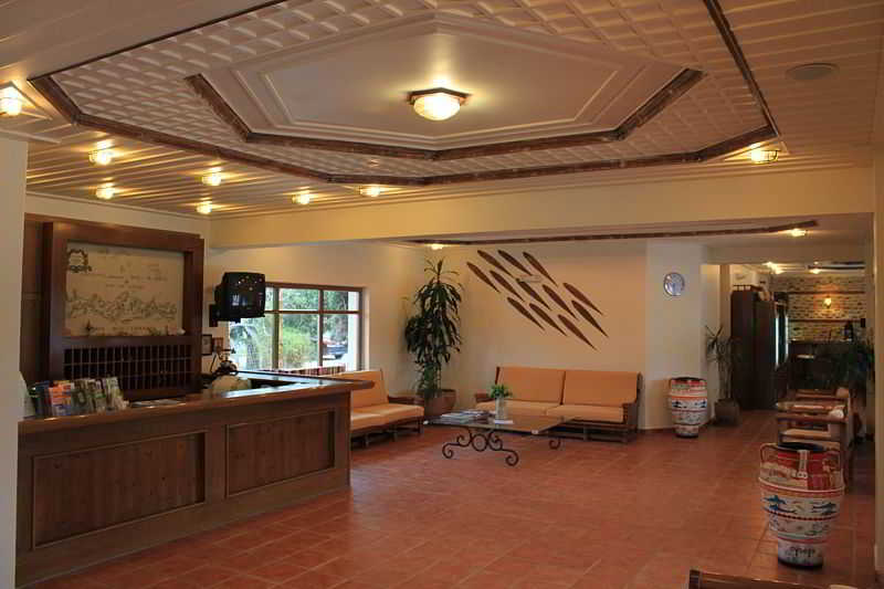 Omega Platanias Hotel Village