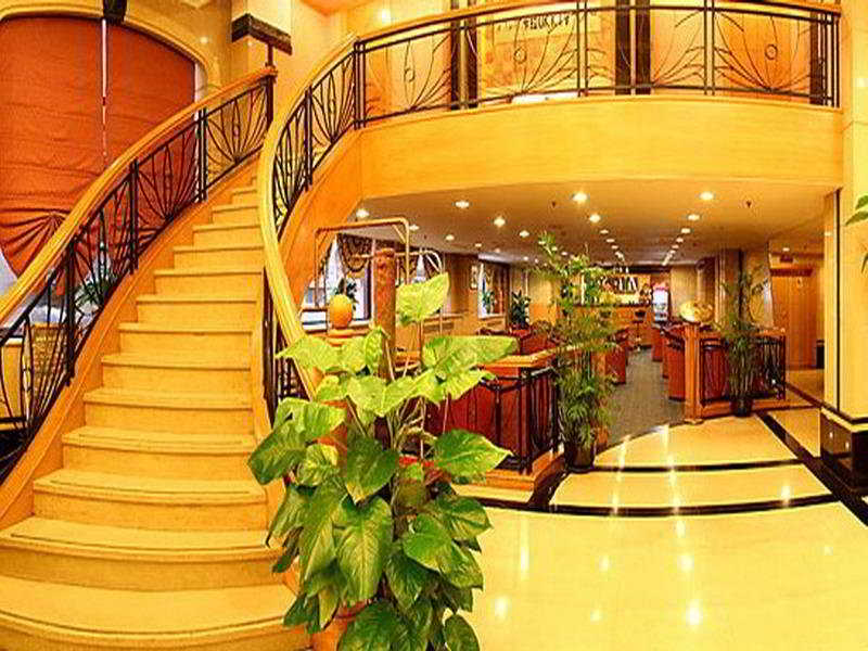 Golden Tulip Bund New Asia