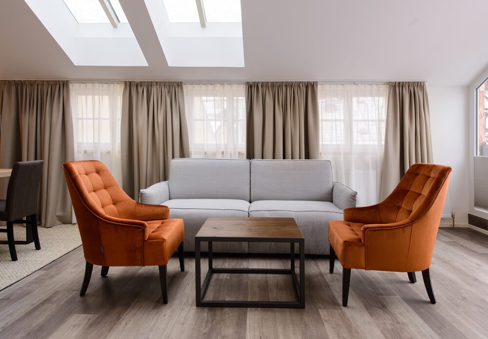 Kaiser Max Design Appartements Cafe Bar