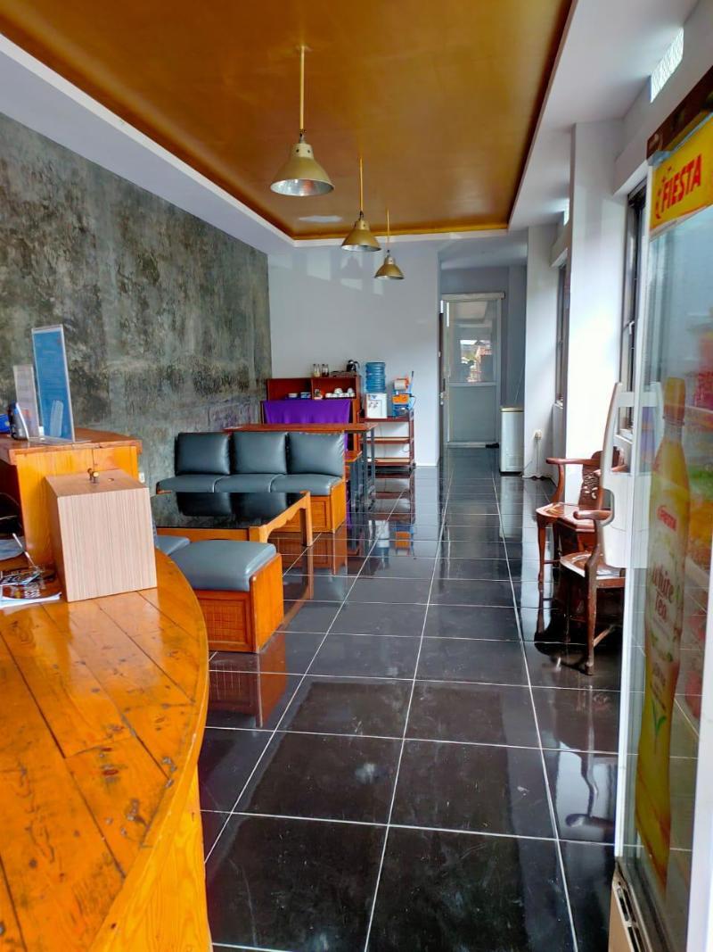 Budi House & Food Station