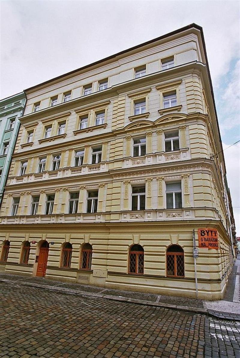 Theatre Residence