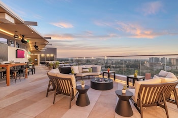 Jw Marriott Anaheim Resort