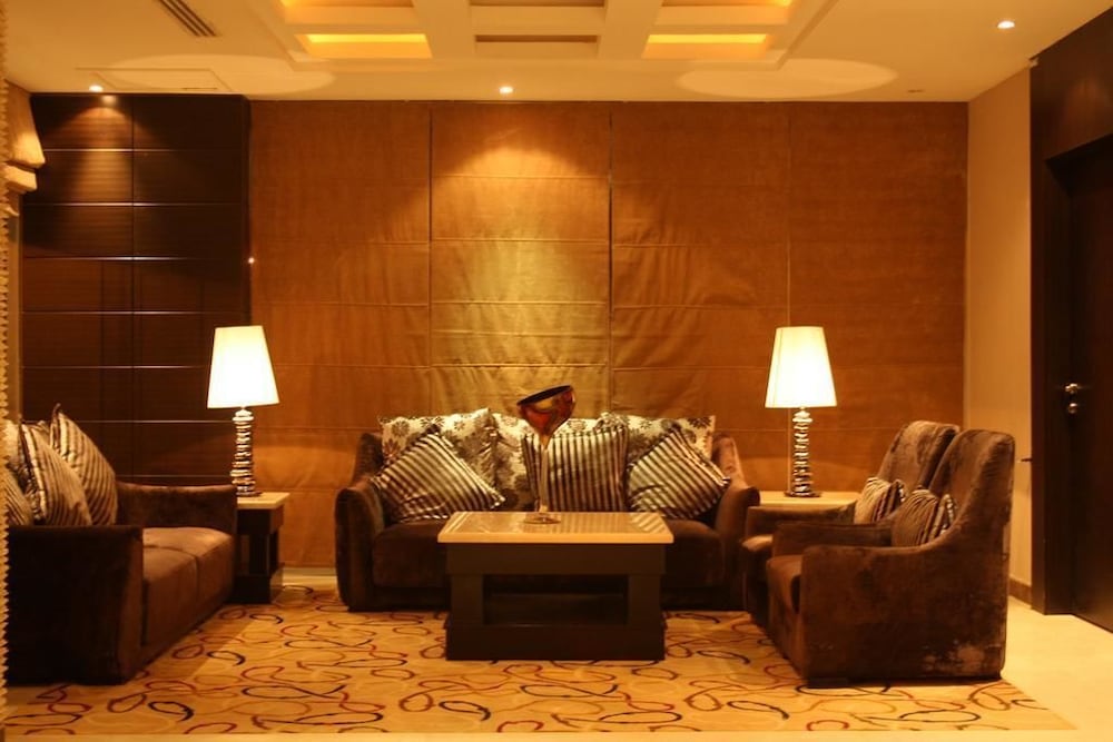 Al Muhaidb Airport Hotel