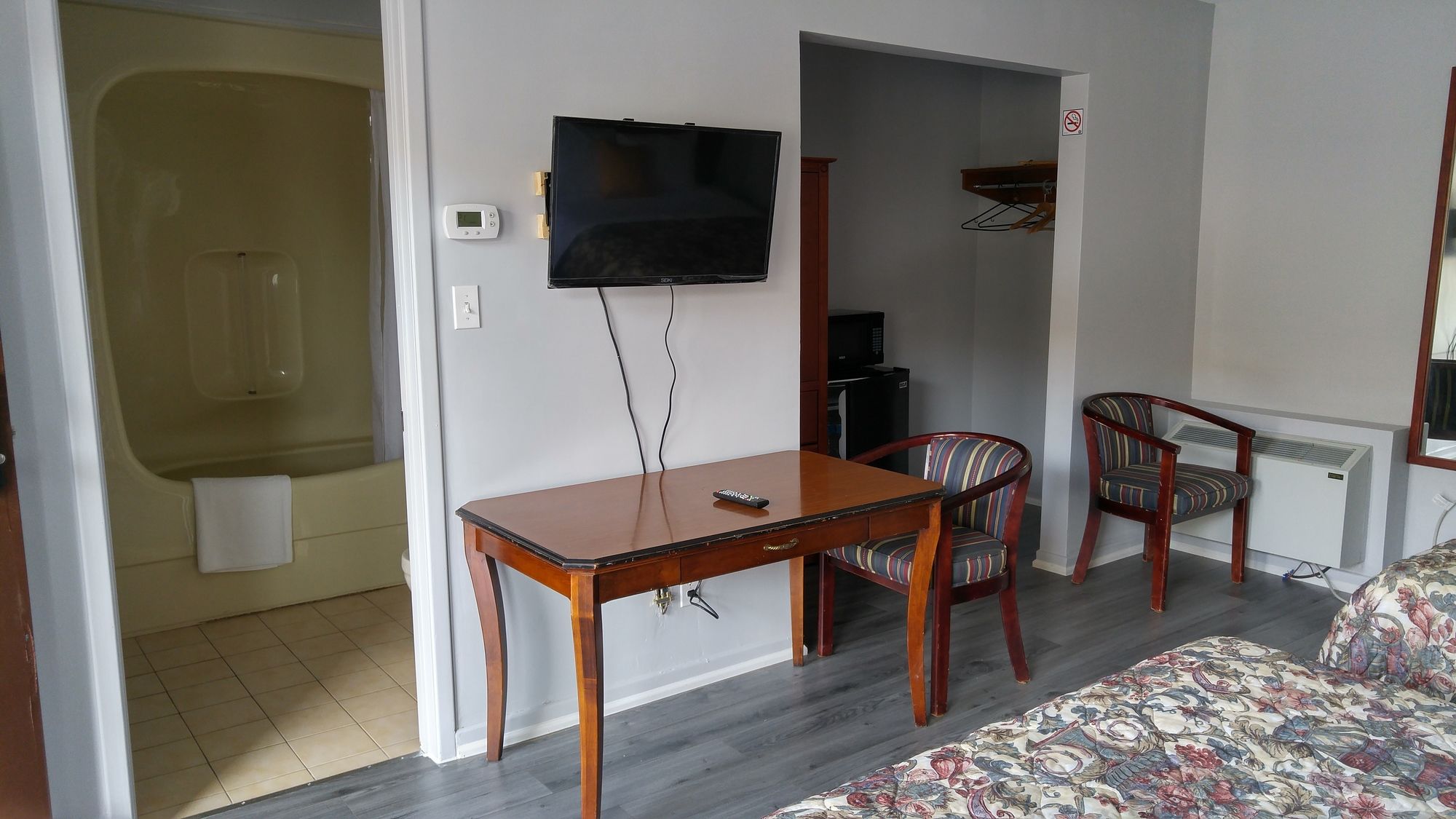 Cjs Inn