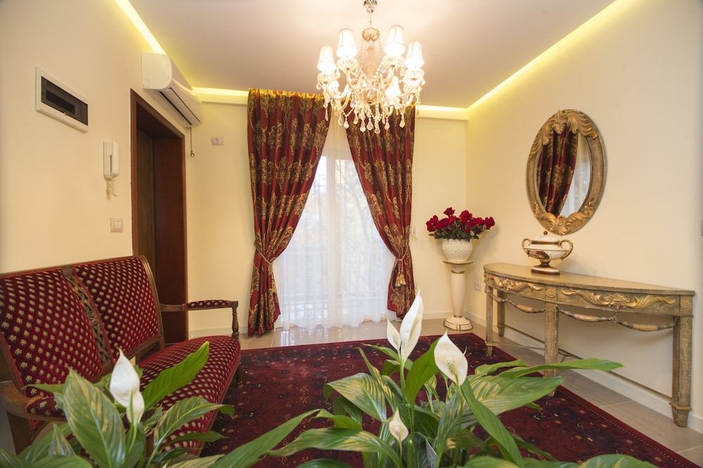 Vila Tako Hotel