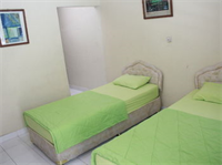 Por Aqui Stay & Dine