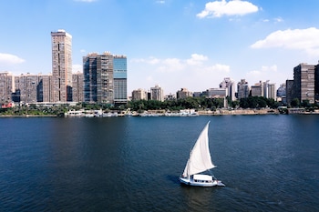 Holiday Inn & Suites - Cairo Maadi, An Ihg Hotel