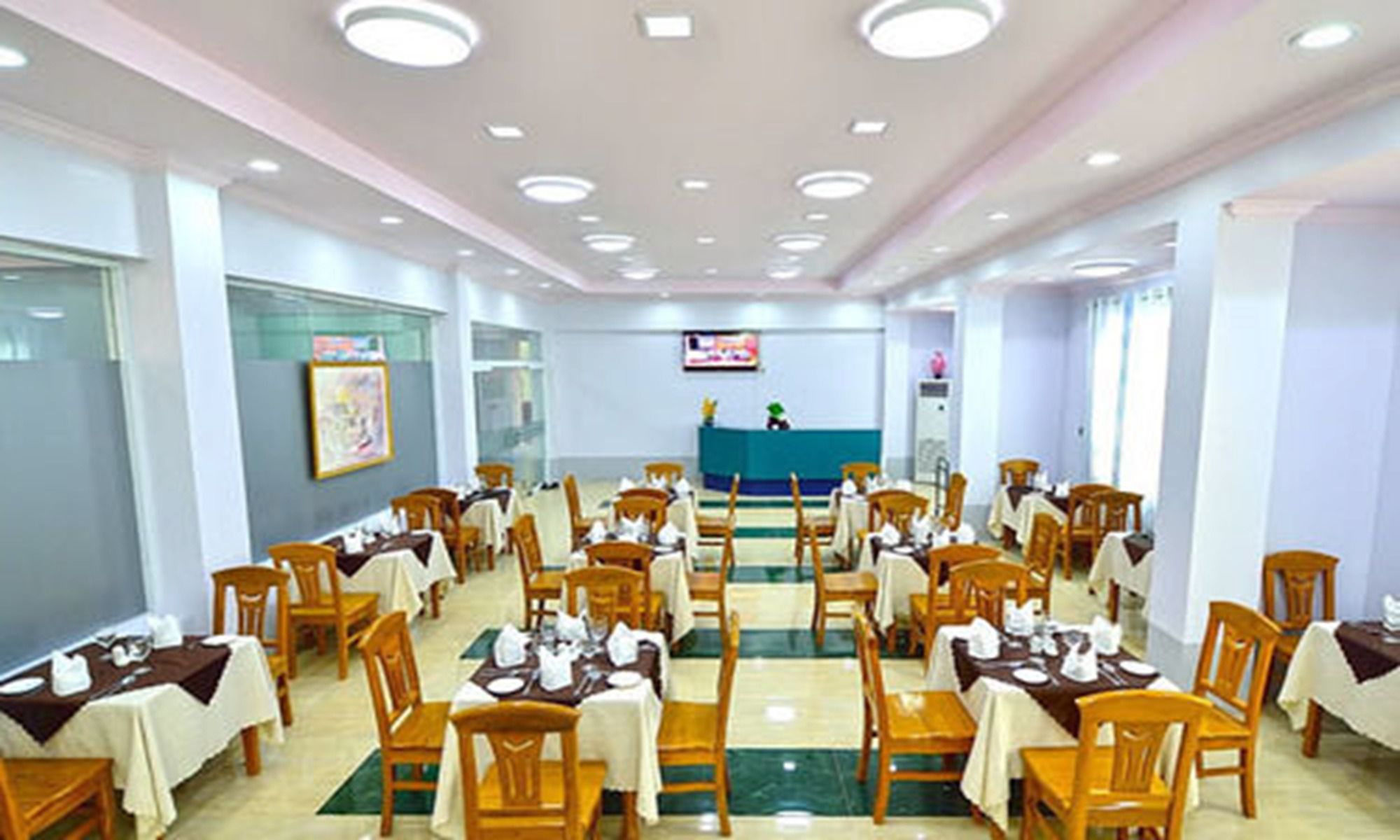 Shwe Ye` Mon Hotel
