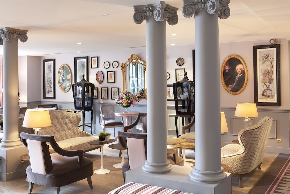 La Maison Favart
