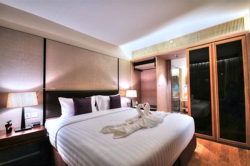 Arcadia Suites Phloenchit Bangkok by Compass Hospitality