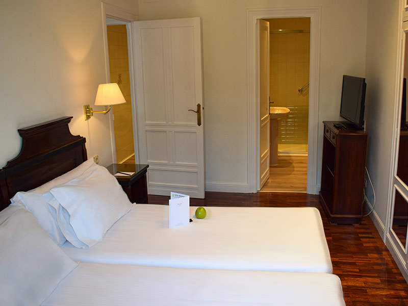 Sercotel Apartamentos Europa