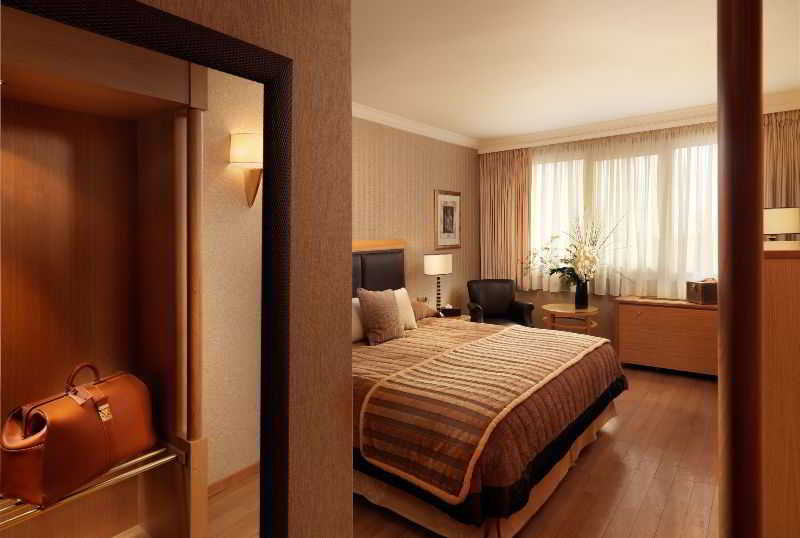 Divani Caravel