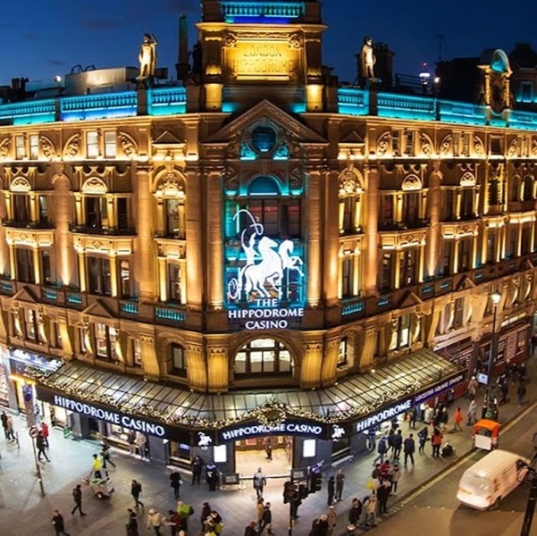 The New London Carlton Hotel
