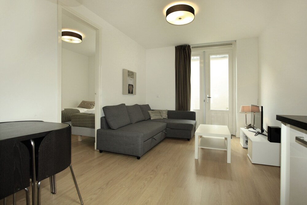Stayci Serviced Apartments Central Station