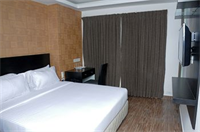 J's Five Two Boutique Hotel