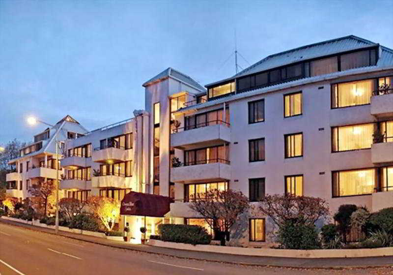 Chateau Blanc Suites