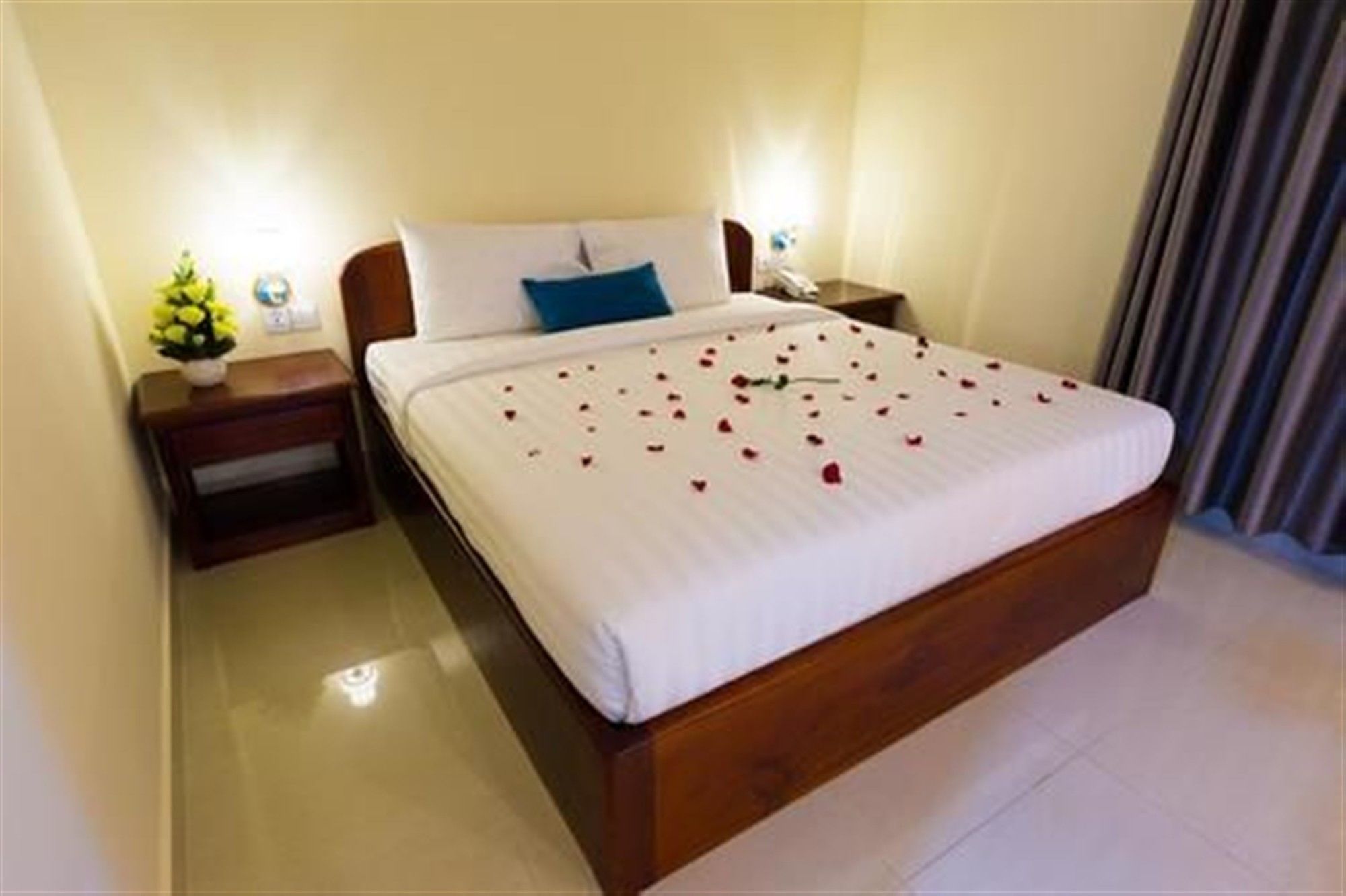 Centrana Hotel