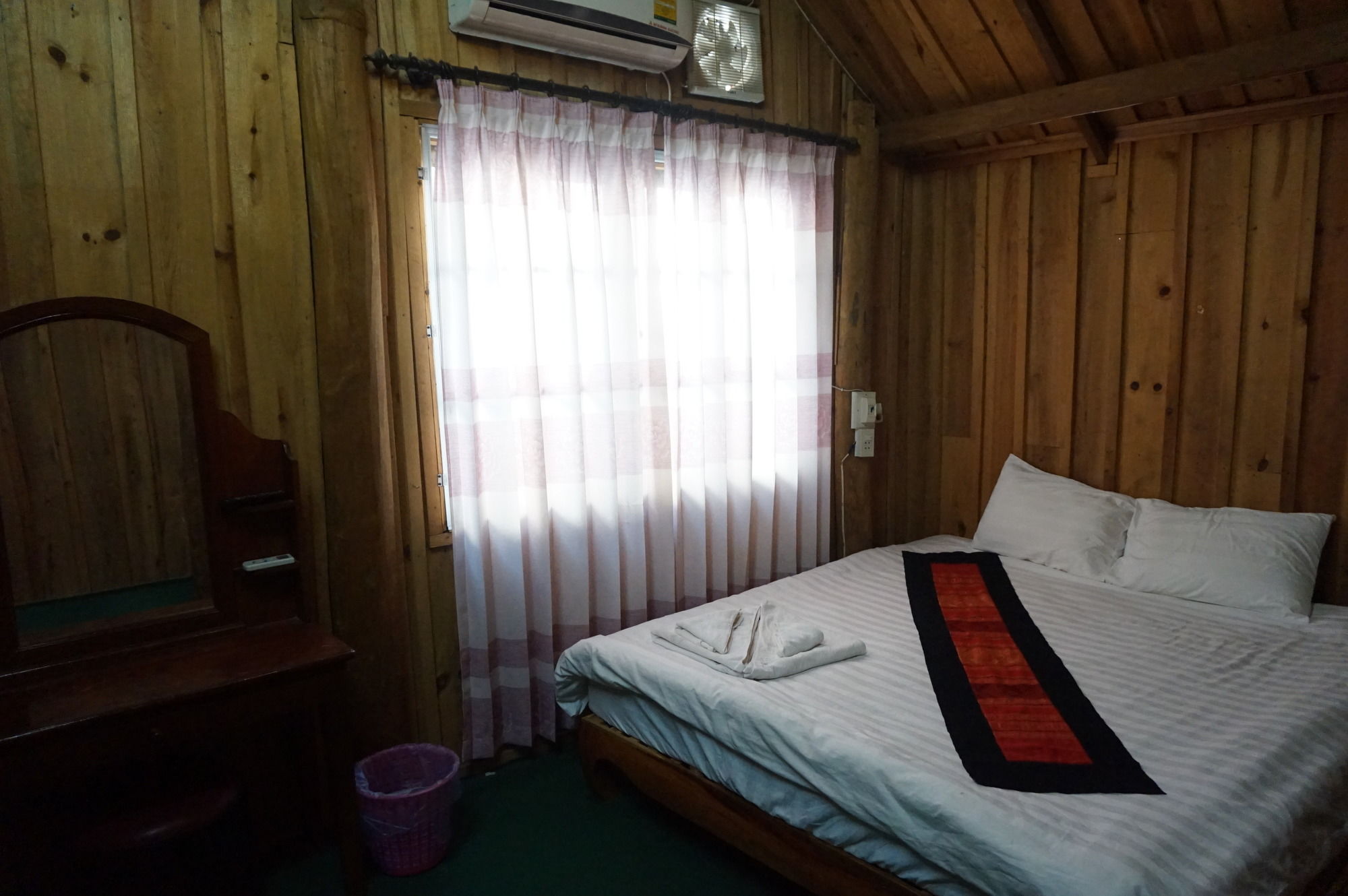 Luangprabang Old Centre House - ThaviSouk GuestHouse - Luang Prabang