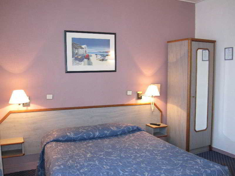Hotel Williams Opera