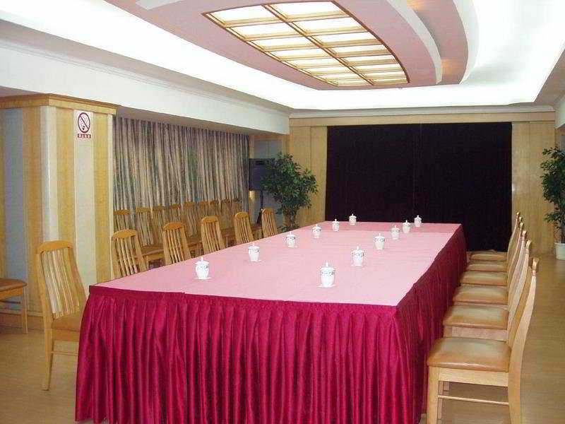 Paramount & Gallery Hotel