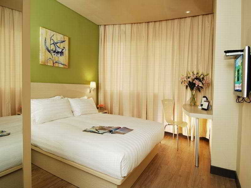 Elan Inn Longxiang