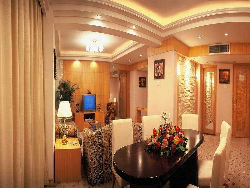Golden Lustre