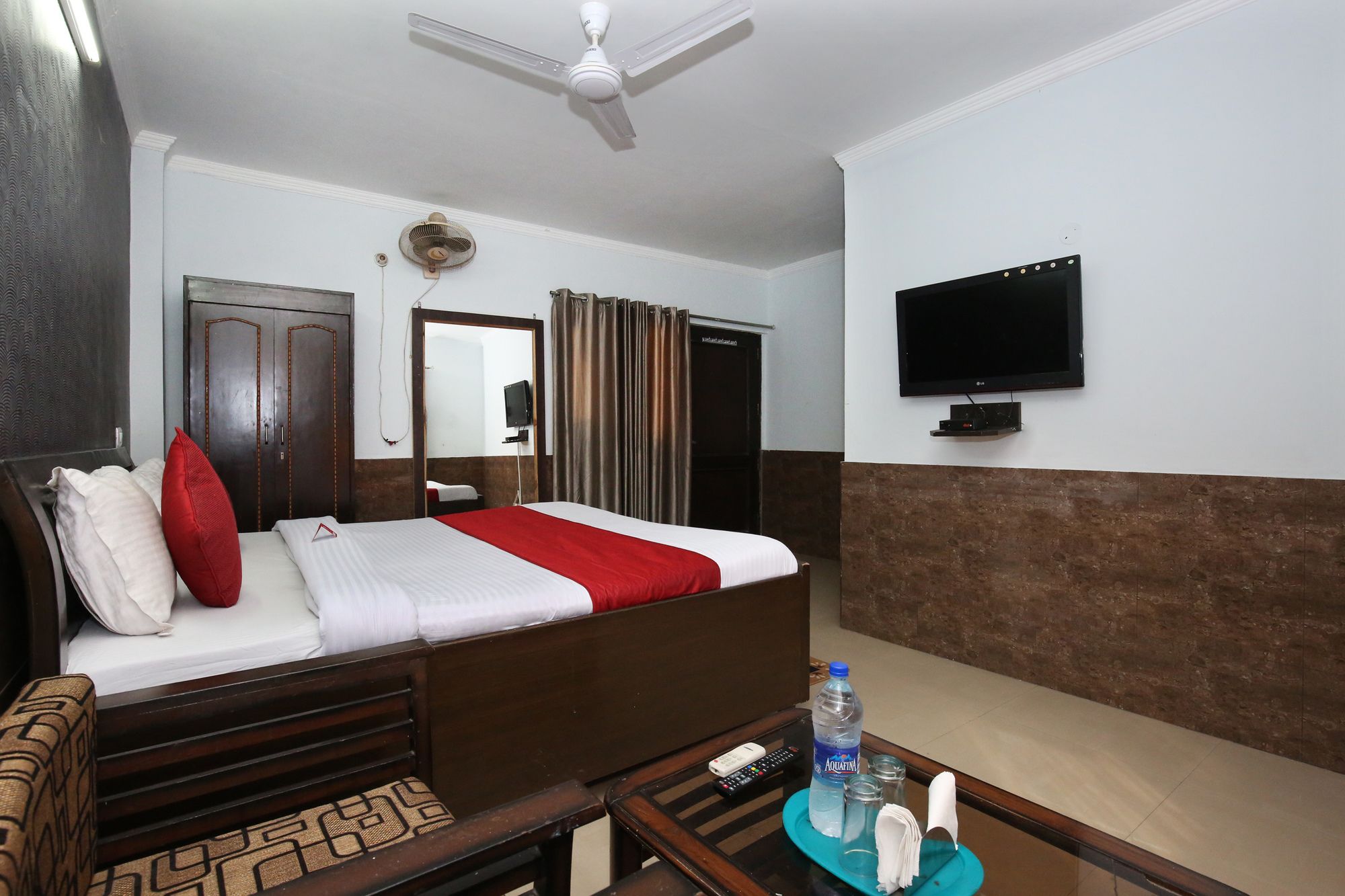 Hotel Oberoi By OYO Rooms