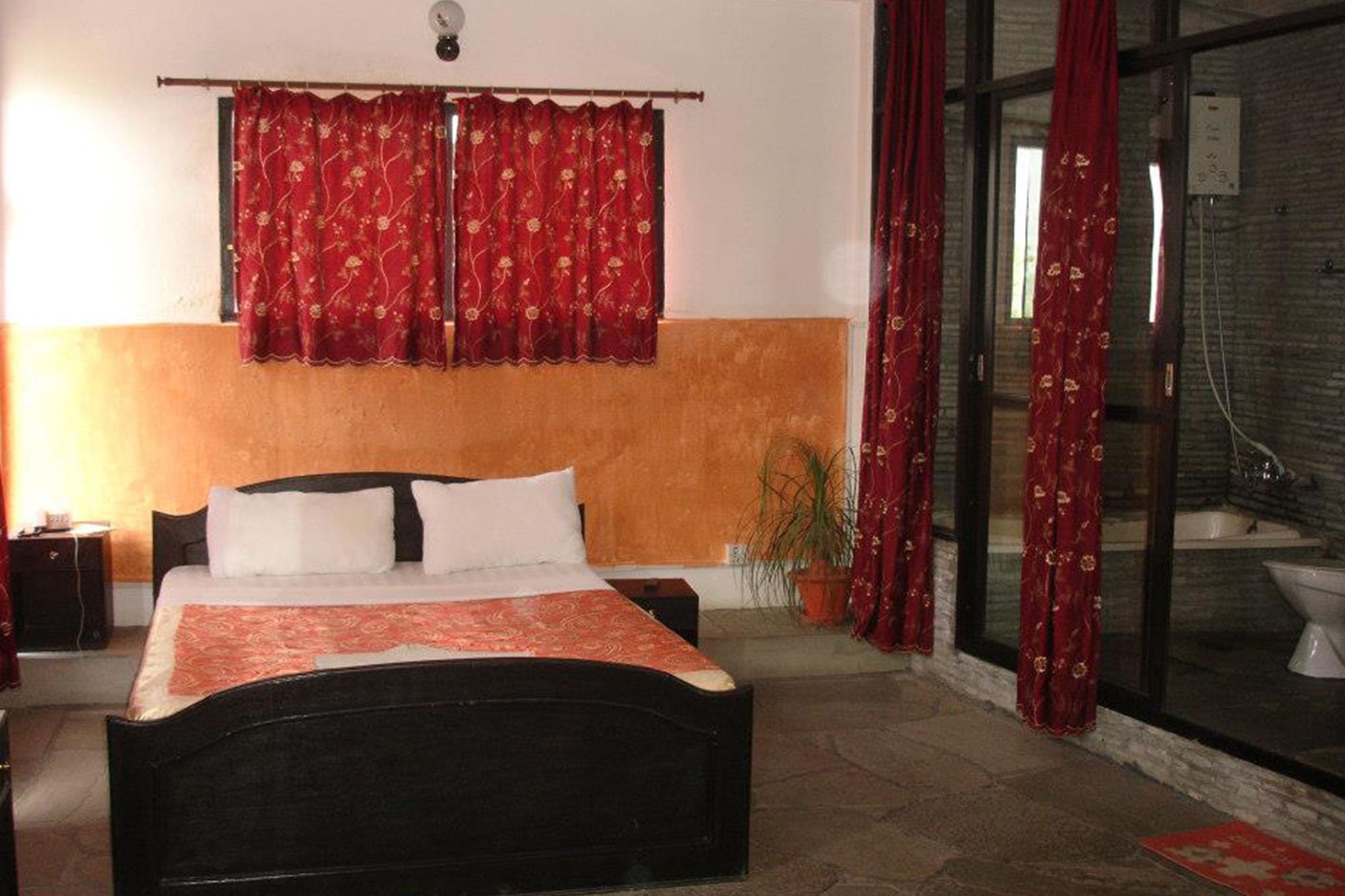 Lake City Hotel Amrit Guest House